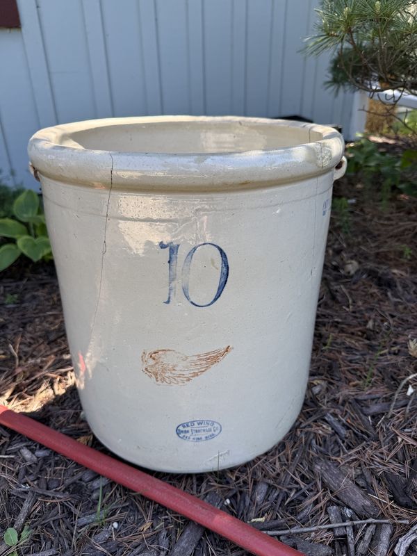 10 Gallon Red Wing Crock Missing Handles and Hairline Issues