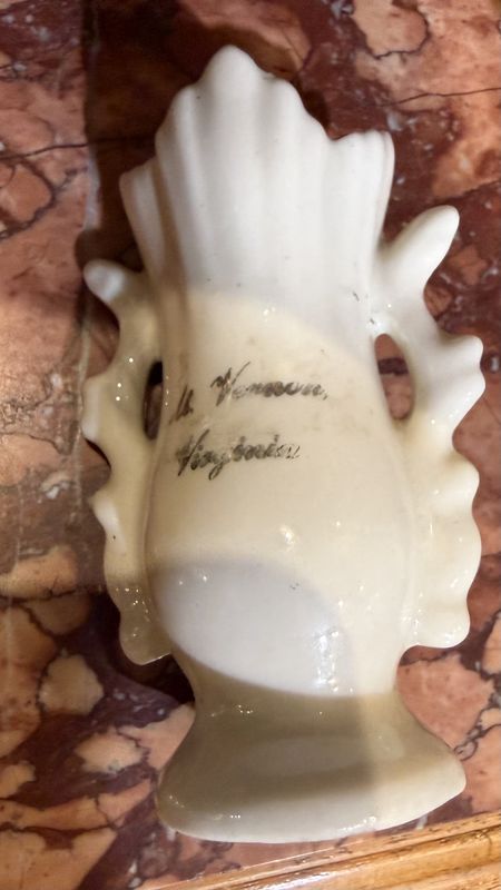 Vintage Bud Vase George Washington Porcelain Mount Vernon Souvenir