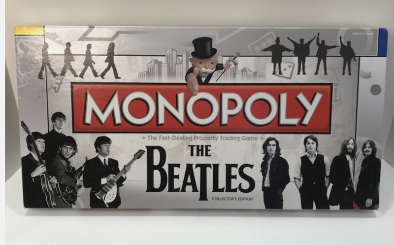 Hasbro Monopoly "The Beatles" 2010 Collector's Edition Board Game