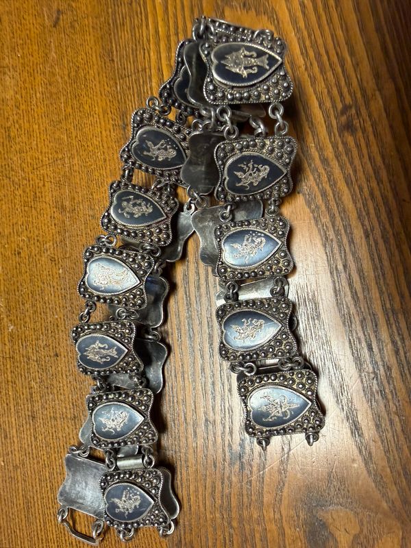 Thai Silver Heart Motif Belt