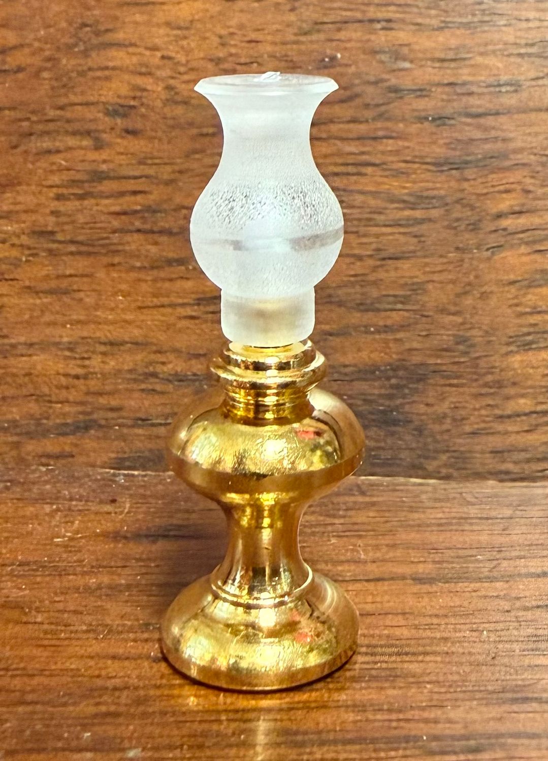 EACH Frosted Chimney Miniature Kerosene Lamp