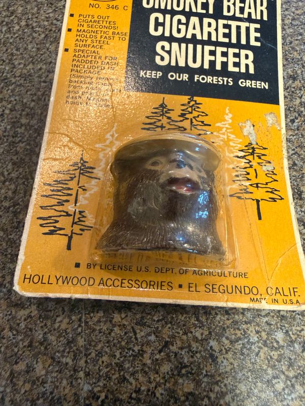 NOS "Smokey Bear" Cigarette Snuffer in original Packaging RARE 1960s