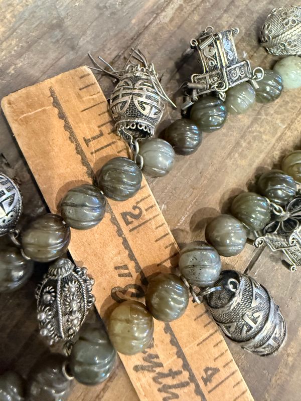 Carved Nephrite Bead Necklace with Chinese Silver Pendants Metal Clasp