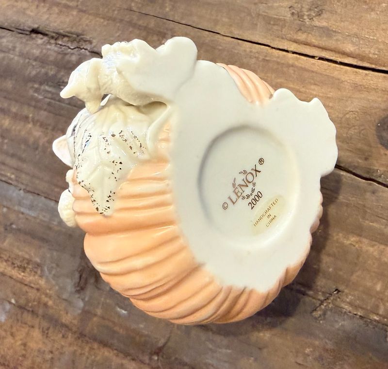 Lenox 2000 Porcelain Jack O Lantern with Cat and Mouse