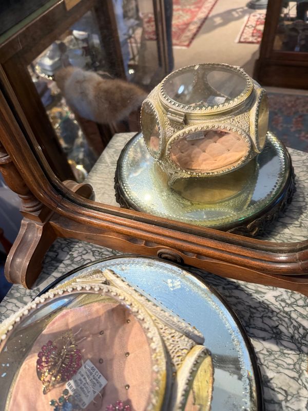 Gentleman's Dresser Mirror