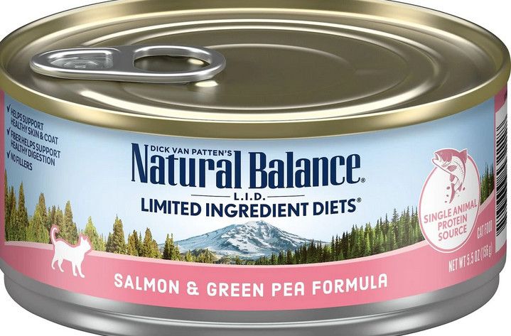 Box of 5.5oz NB Salmon and Green Pea