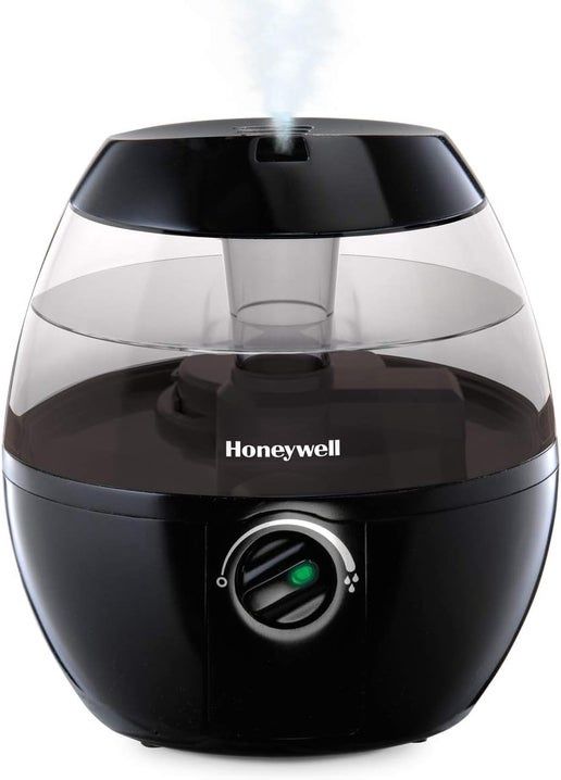 Honeywell Mistmate HUL520B Cool Mist Humidifier in black with easy-fill tank and control dial.