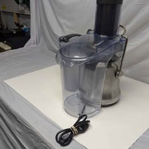 Breville Juice Fountain Cold Plus 1000W Juicer showcasing its sleek design