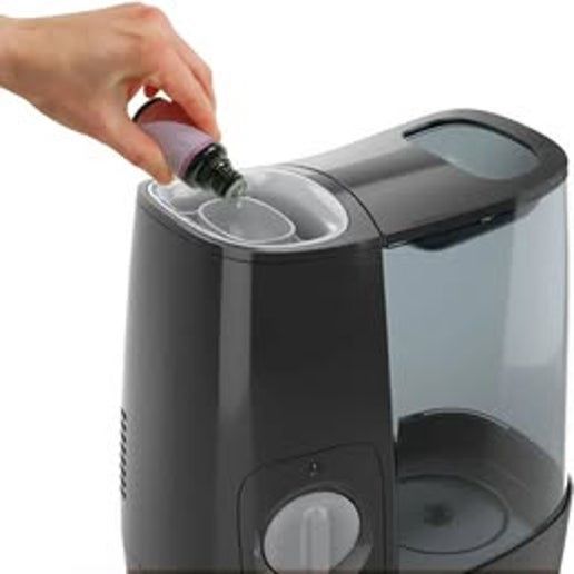 Filling the Honeywell Warm Mist Humidifier with mist