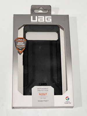 Scout Case for Google Pixel 7 (2022) in black, displayed in packaging box.