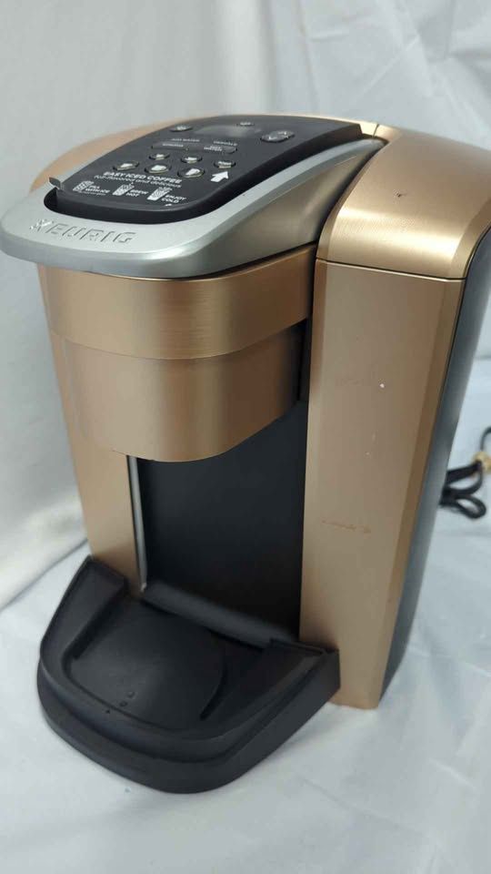 Programmable KEURIG K-Elite K90 Single Serve K-Cup Coffee Maker