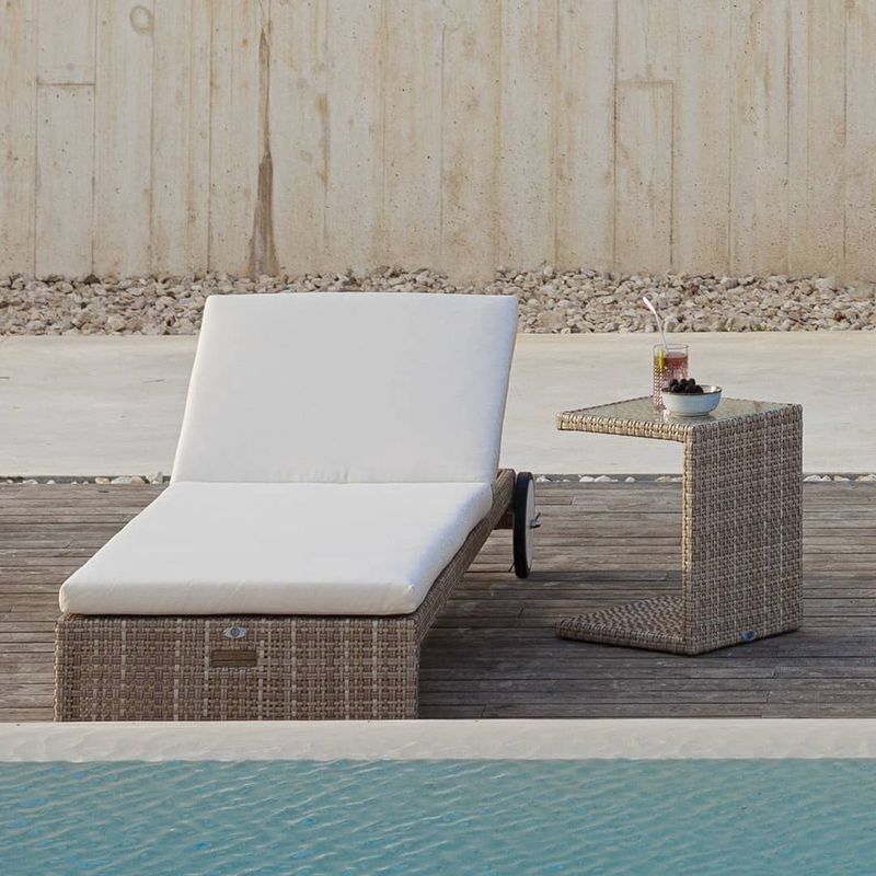 SKYLINE DESIGN PALOMA SIDE TABLE