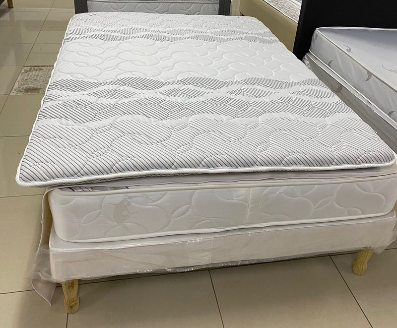 MUNDO MIO QUILTED TOPPER 90X200