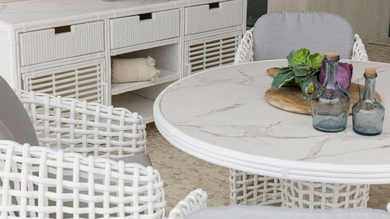 SKYLINE DESIGN DYNASTY DININGTABLE ROUND 120