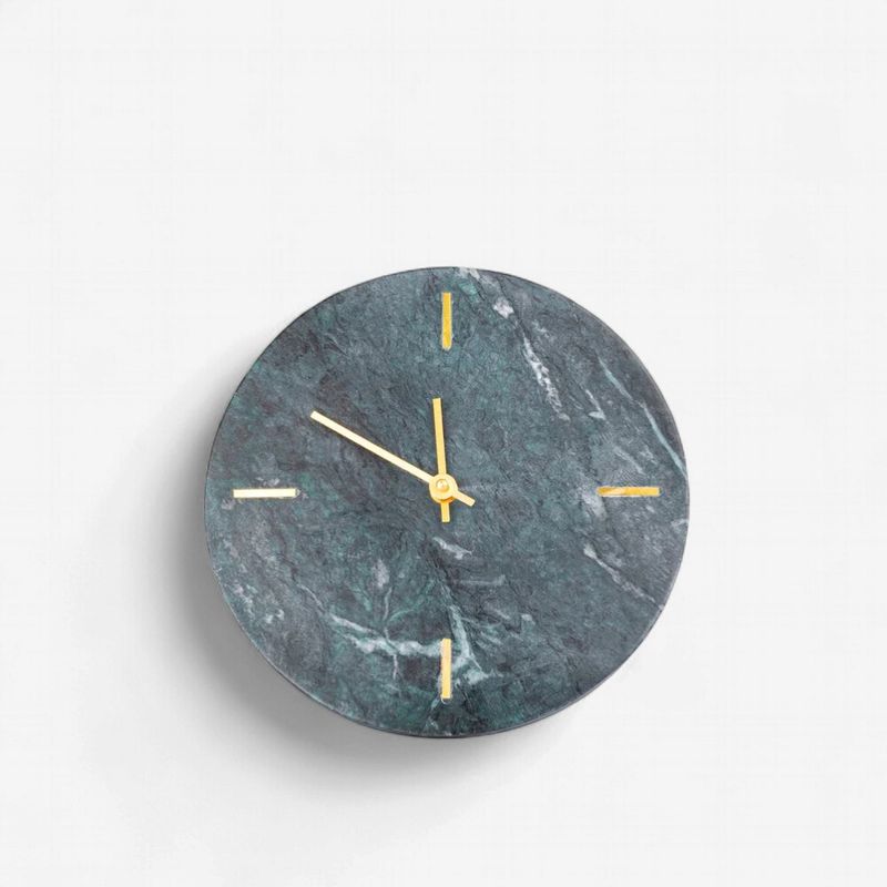 BENOA CLOCK GREEN TABLE