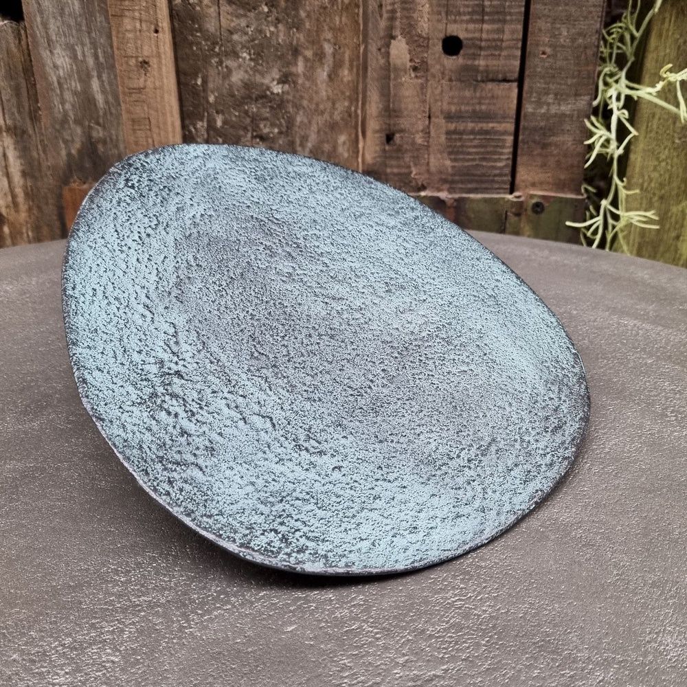 BENOA PLATE BLUE PATINA MIDDEL