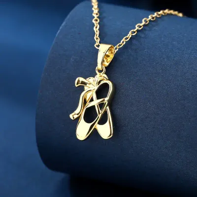 Pendentif &#39;chaussons&#39;