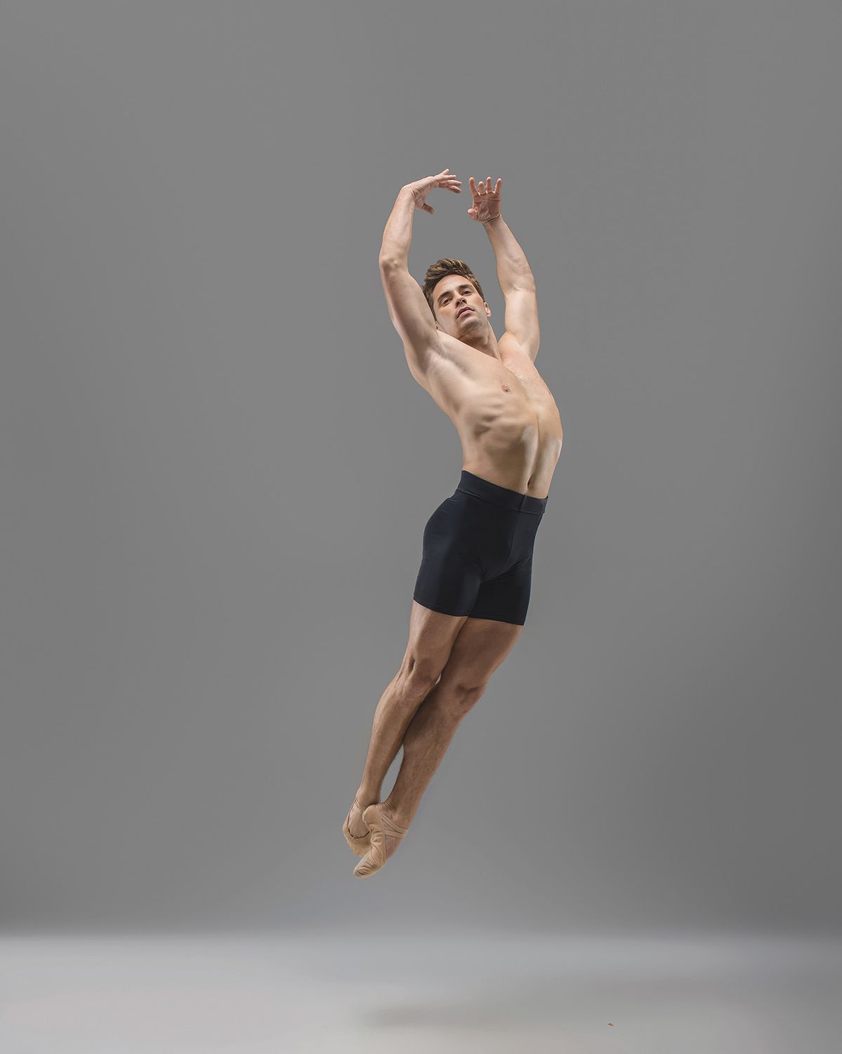 Short AVELINO BALLET ROSA