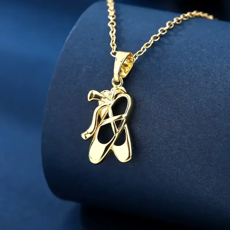 Pendentif 'chaussons'