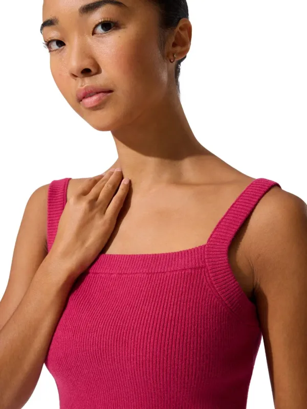 Top CAPEZIO
