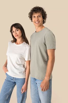 Spasso Ecologisch Unisex t-shirt, biokatoen en linnen, ronde hals, korte mouwen.