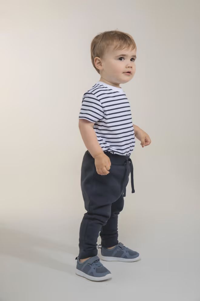 Larkwood Kids Gestreept t-shirt, ronde hals, korte mouwen.