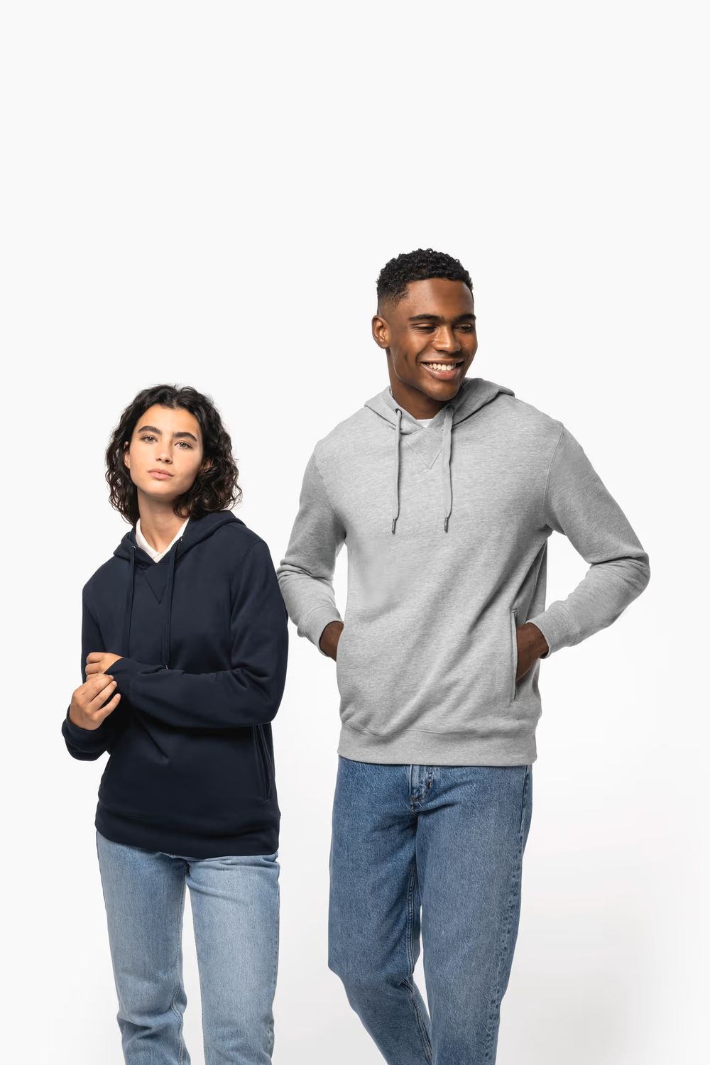 Kariban Ecologische unisex sweater met capuchon.