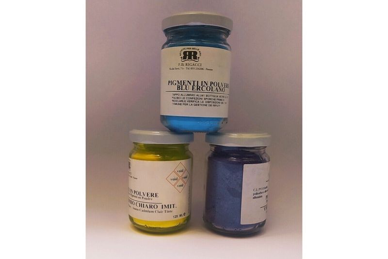 Pigmenti in polvere utili per creare qualsiasi tipologia di colore in vasetti da 125ml