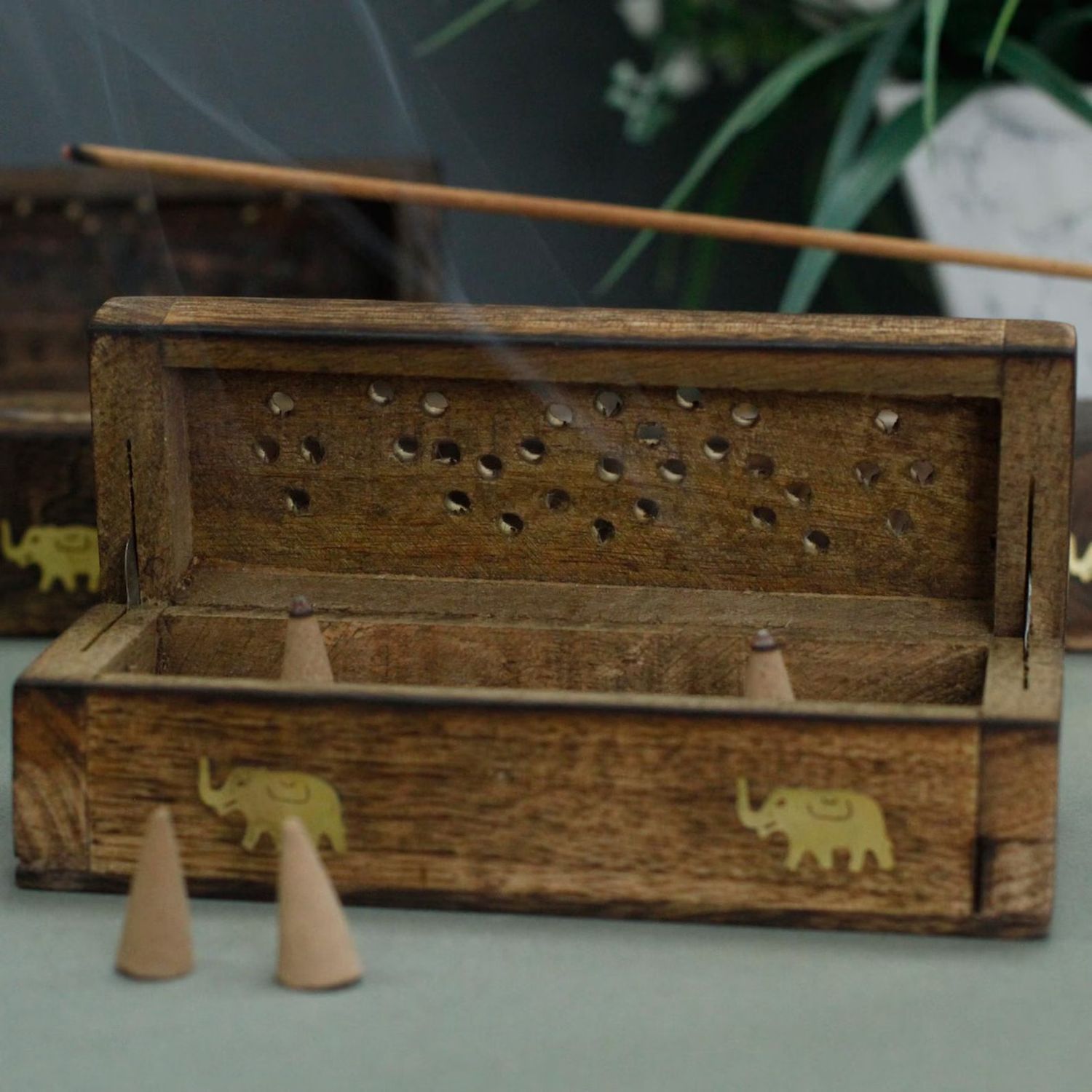 6&quot; Mango Wood Incense Cone Box | Handcrafted Smoke Burner Holder from India | Artisan Saharanpur Incense Holder