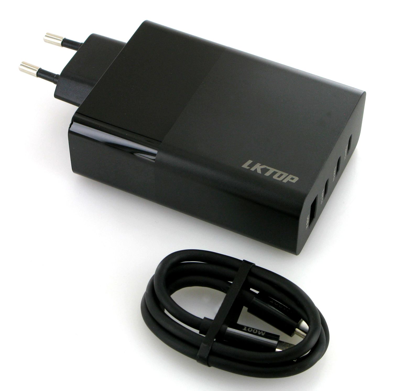 100 Watt USB-A / 3x USB-C Lader inkl. 100 Watt USB-C Kabel