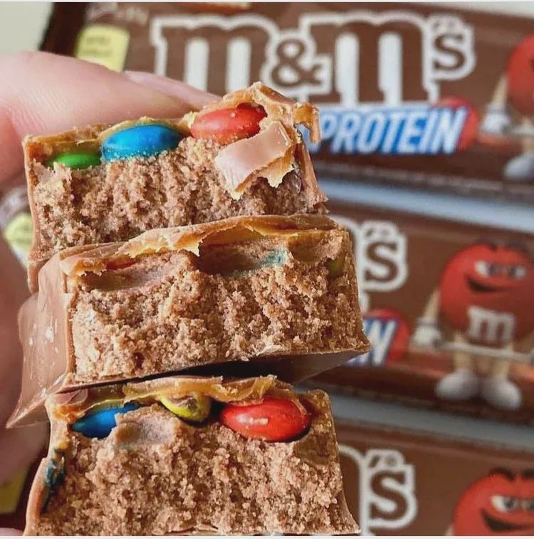 M&amp;M protein bar
