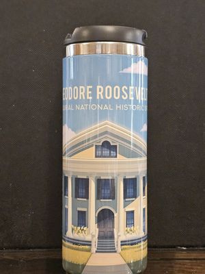 14 oz. House Art Travel Mug