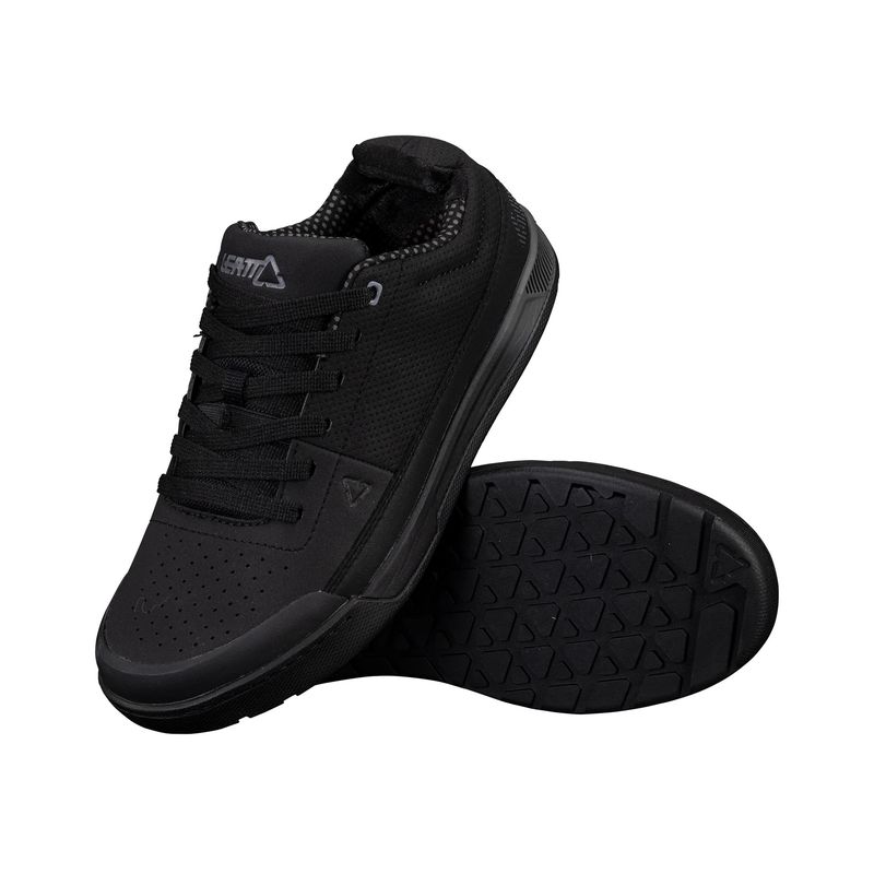 LEATT SHOE FLAT 2.0 STEALTH