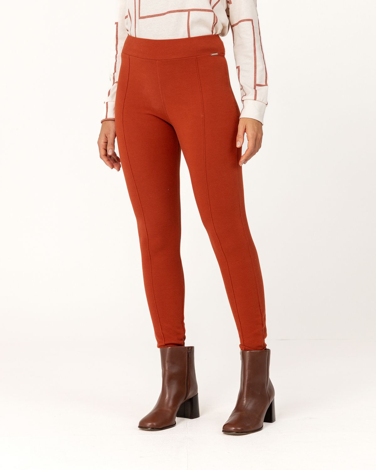 Structured Knit Slim Pants