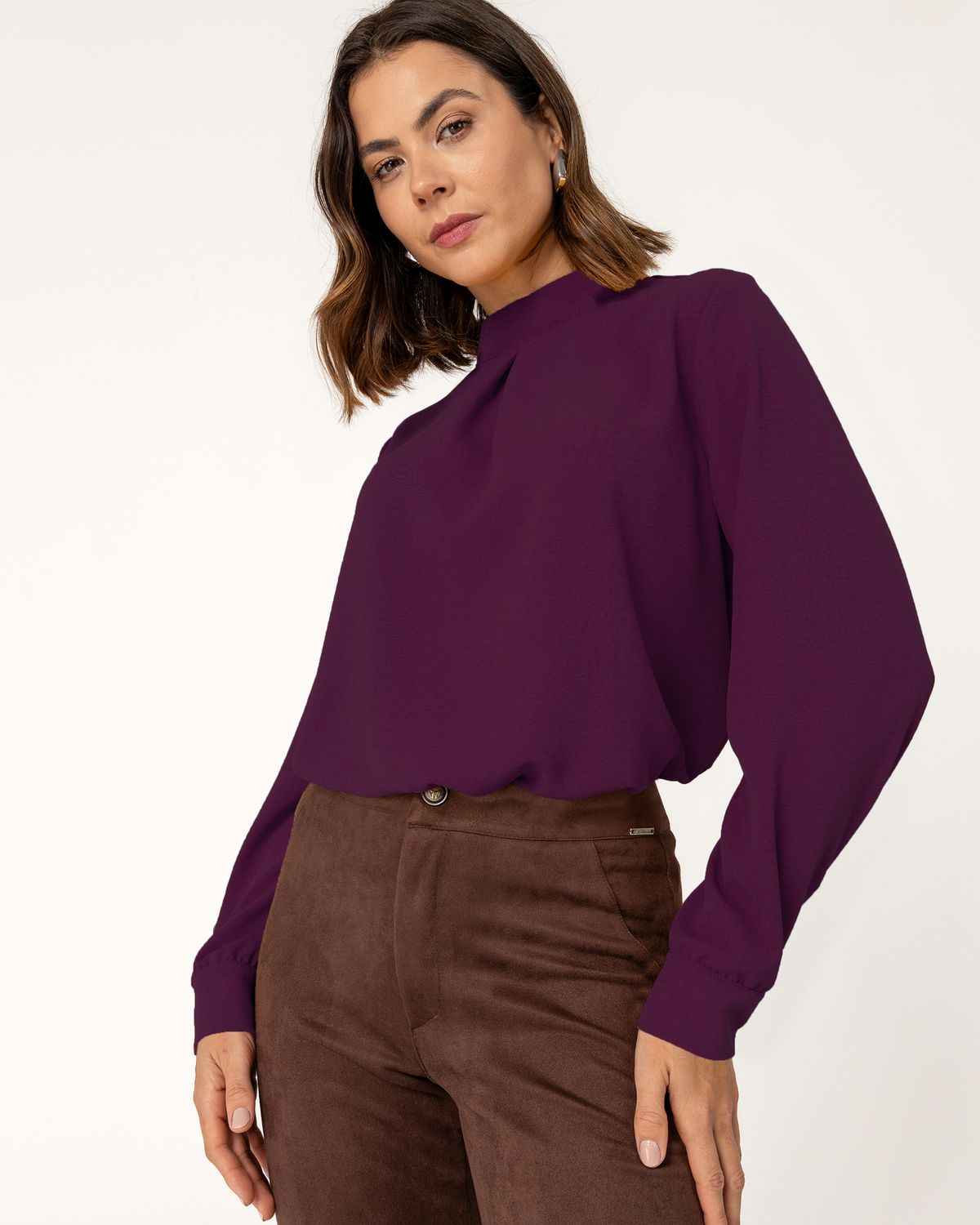 Women&#39;s Air Flow Blouse with Pleated Neckline