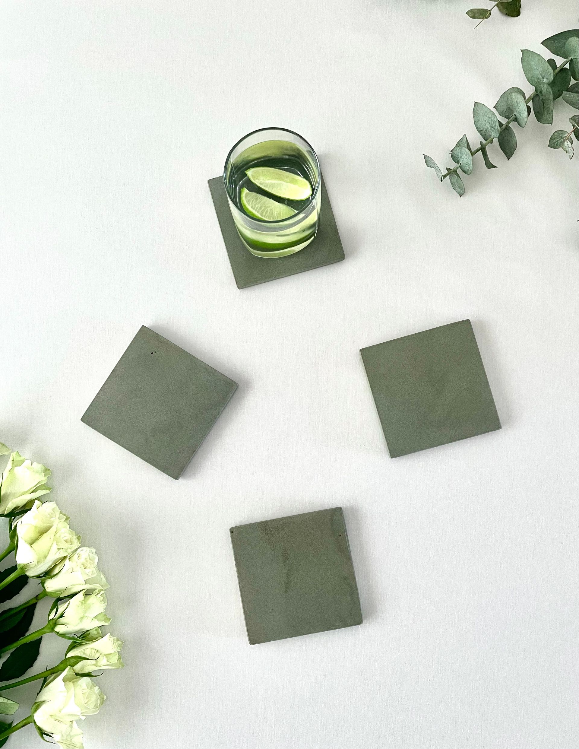 Single Square Yorkstone Coaster in Silver