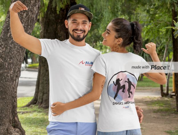 Tshirt manches courtes, logo dans le dos