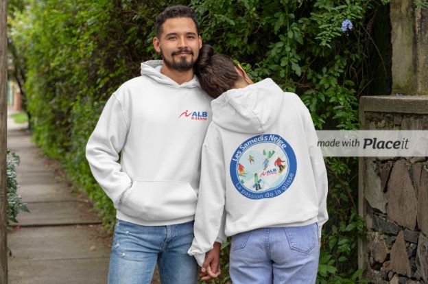 Sweat à capuche, logo dans le dos