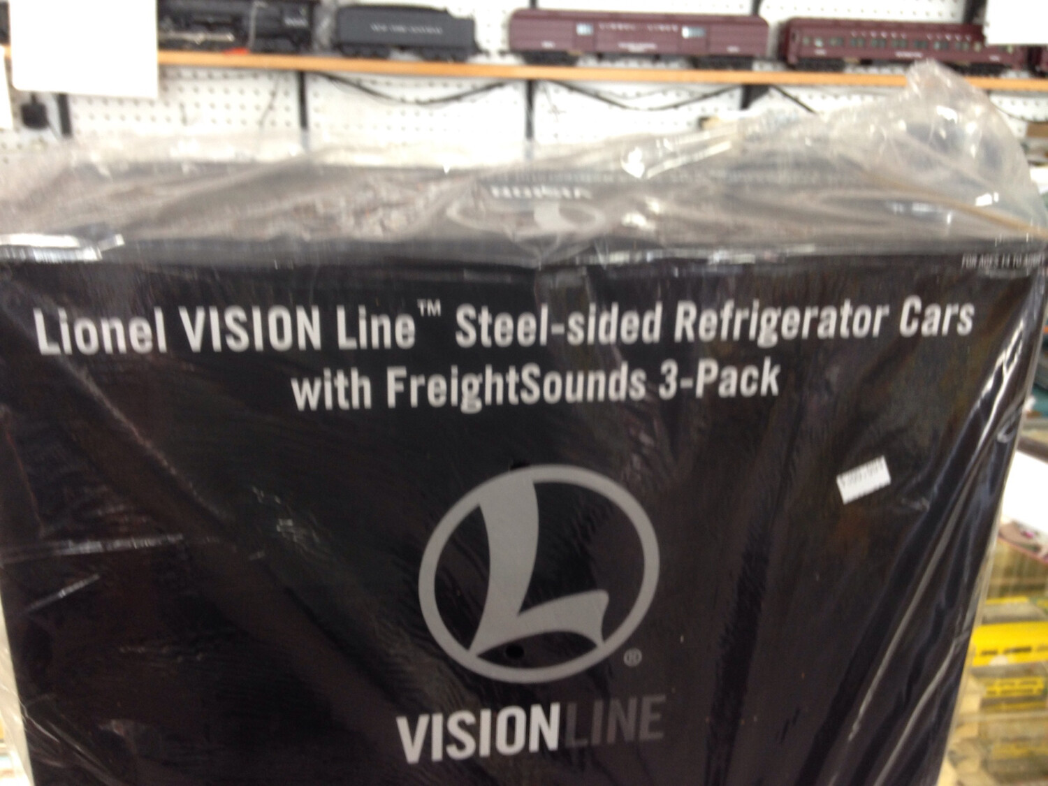 Lionel Visionline Refrigerator Cars with FreightSounds 3 Pack Lionel Visionline Refrigerator Cars with FreightSounds 3 Pack