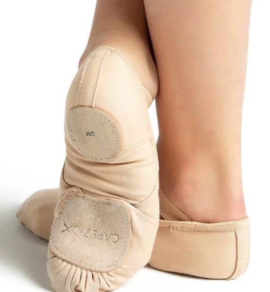 Capezio Hanami Canvas ballet shoe, Colour: light pink, size: 8.5M