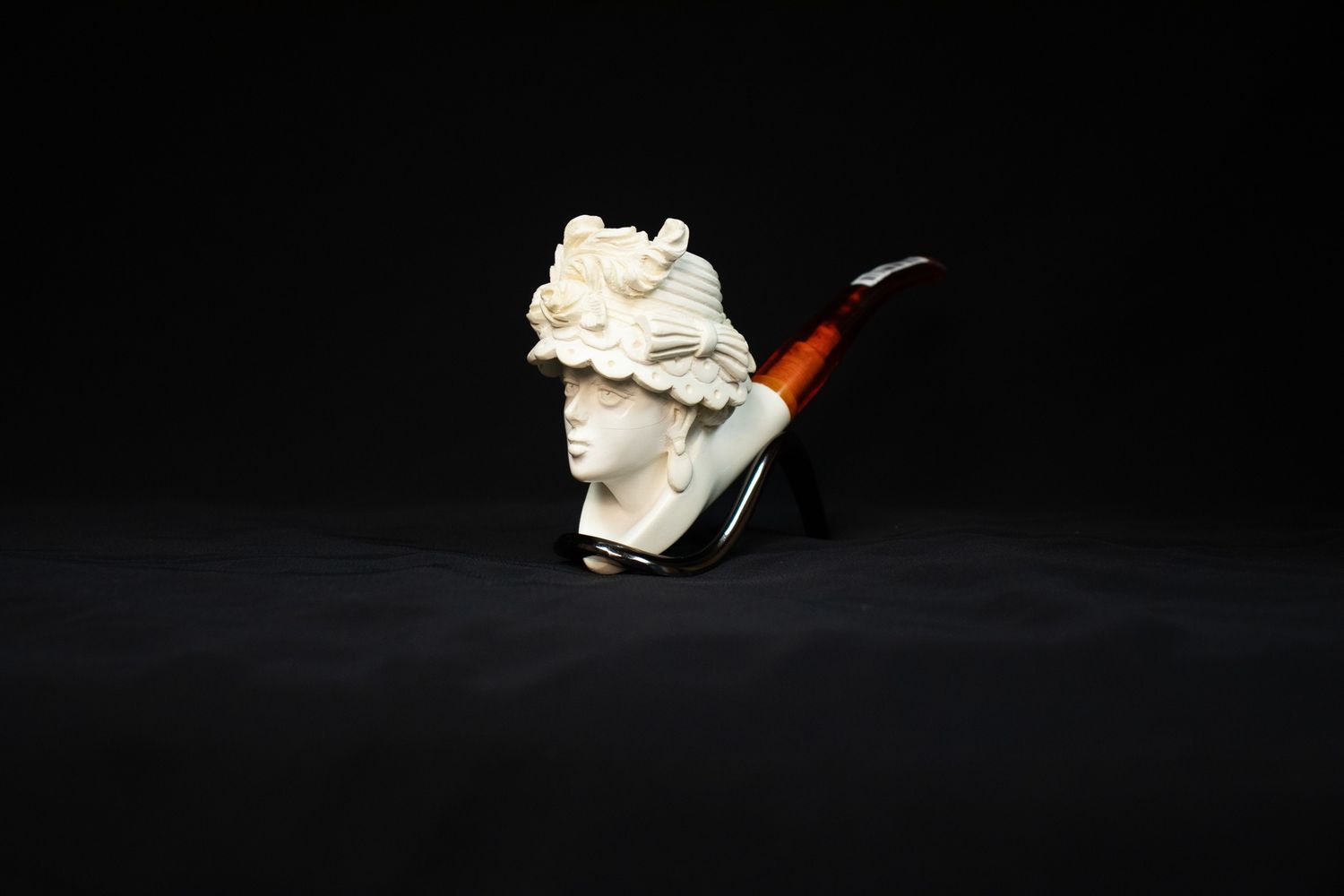 Meerschaum High Society Lady (Cracked)