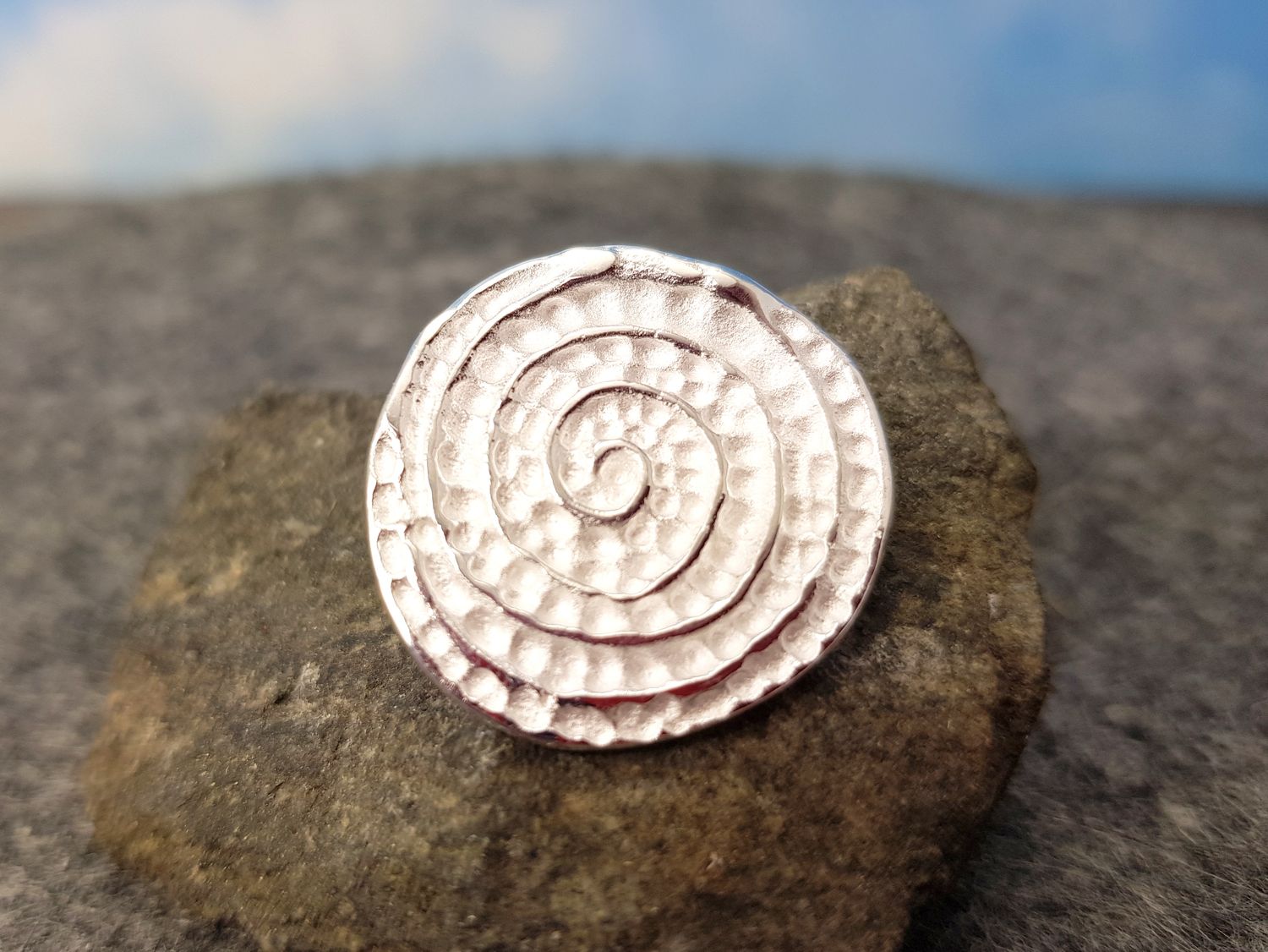 Silver spiral pendant