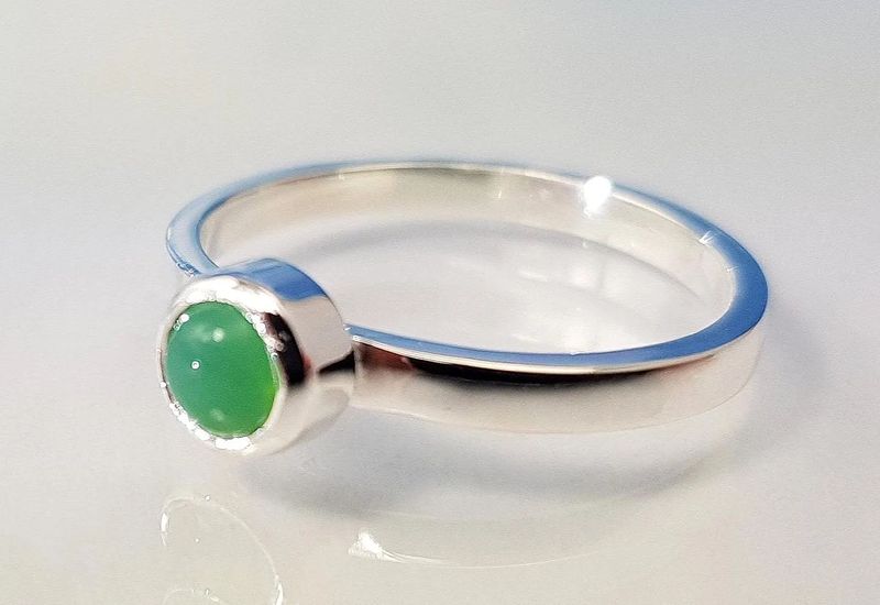Ring chrysoprase 925 silver stacking ring