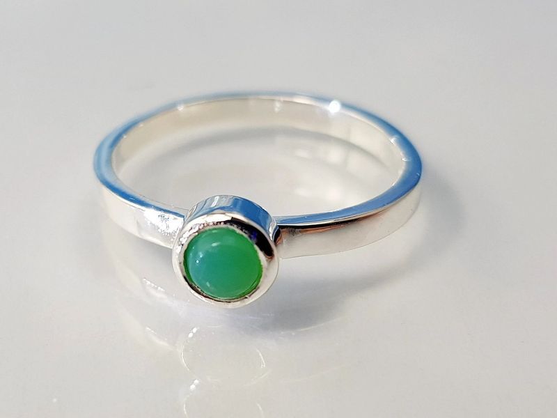 Ring chrysoprase 925 silver stacking ring