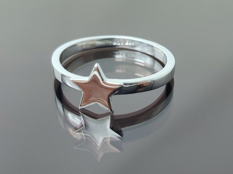 Ring star sterling silver stacking ring
