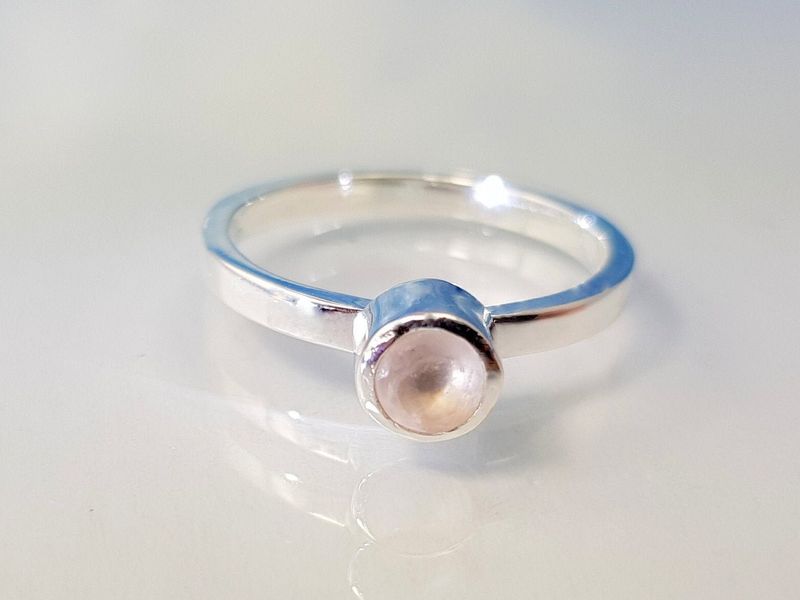 Ring rose quartz 925 silver stacking ring