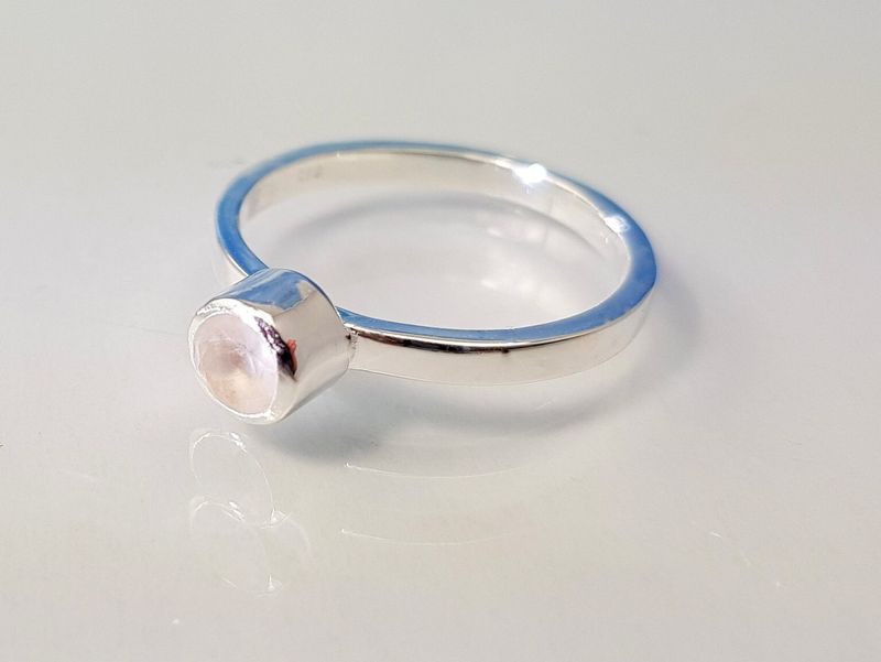 Ring rose quartz 925 silver stacking ring