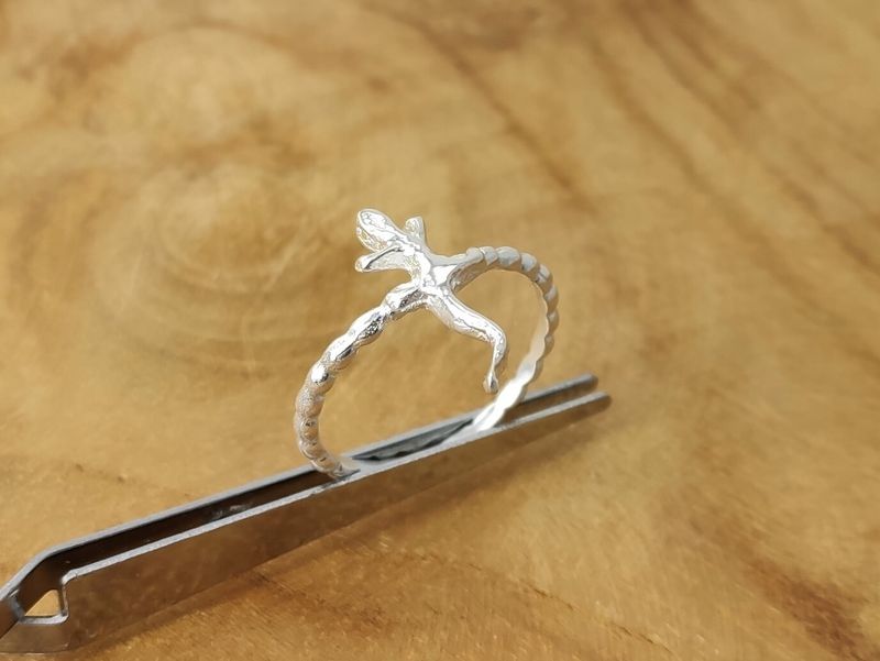 Ring lizard sterling silver stacking ring