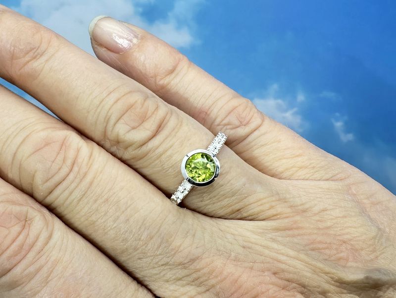 Ring peridot 925 silver