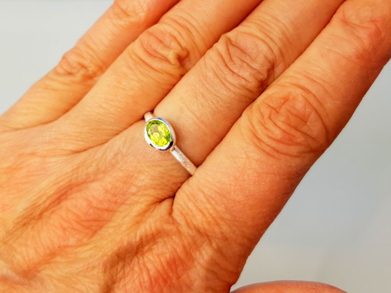 Ring peridot 925 silver